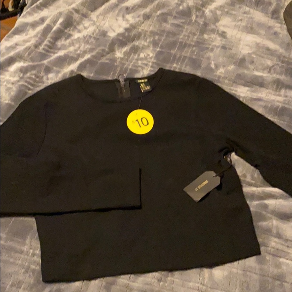 Forever 21 Stretchy long sleeve crop top